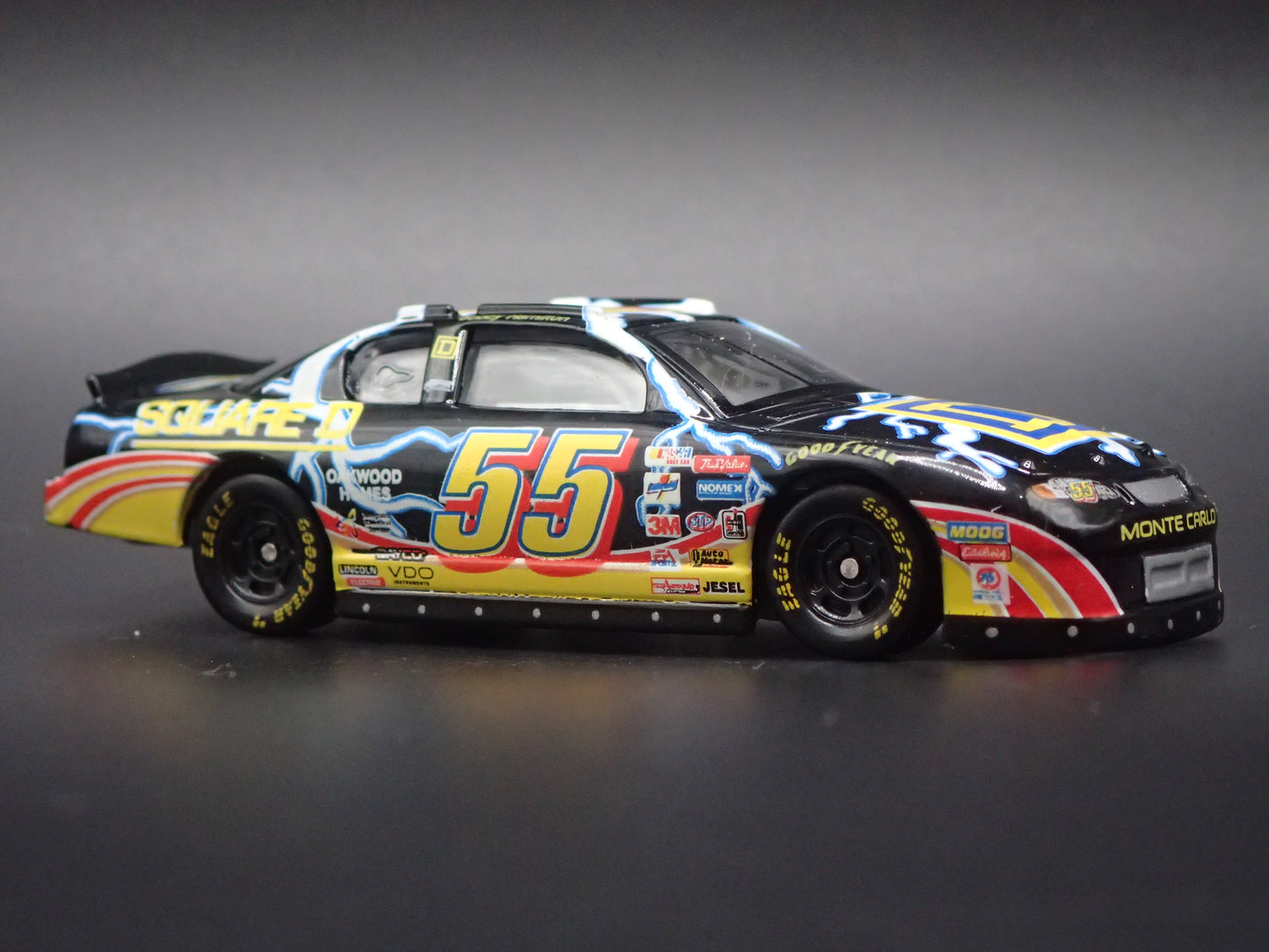 2001 01 CHEVROLET MONTE CARLO 55 BOBBY HAMILTON NASCAR 1:64 SCALE DIECAST MODEL CAR
