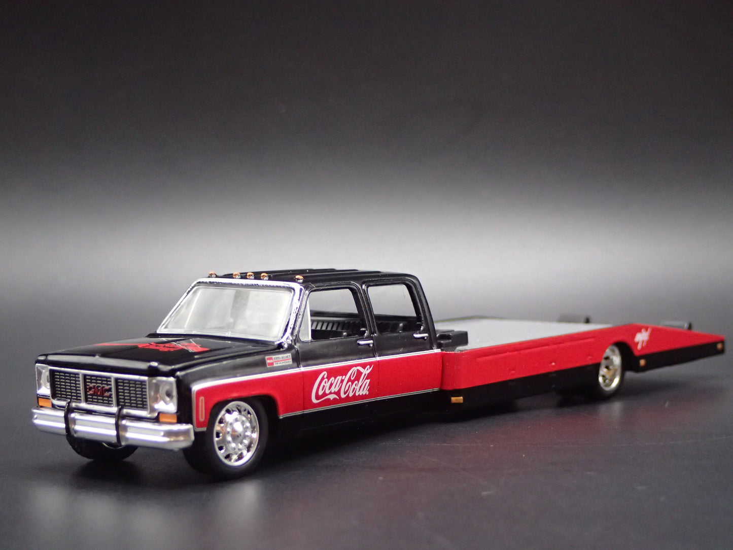 1973 GMC 3500 DUALLY SQUAREBODY RAMP TRUCK COCA COLA 1/64 SCALE DIECAST CAR
