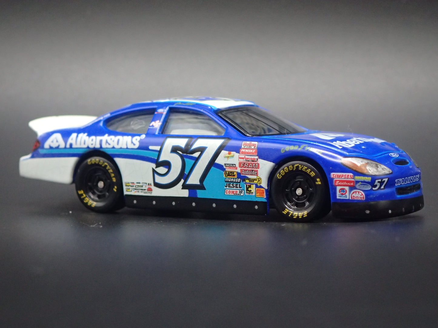 2001 01 FORD TAURUS 57 JASON KELLER NASCAR 1:64 SCALE DIECAST MODEL CAR