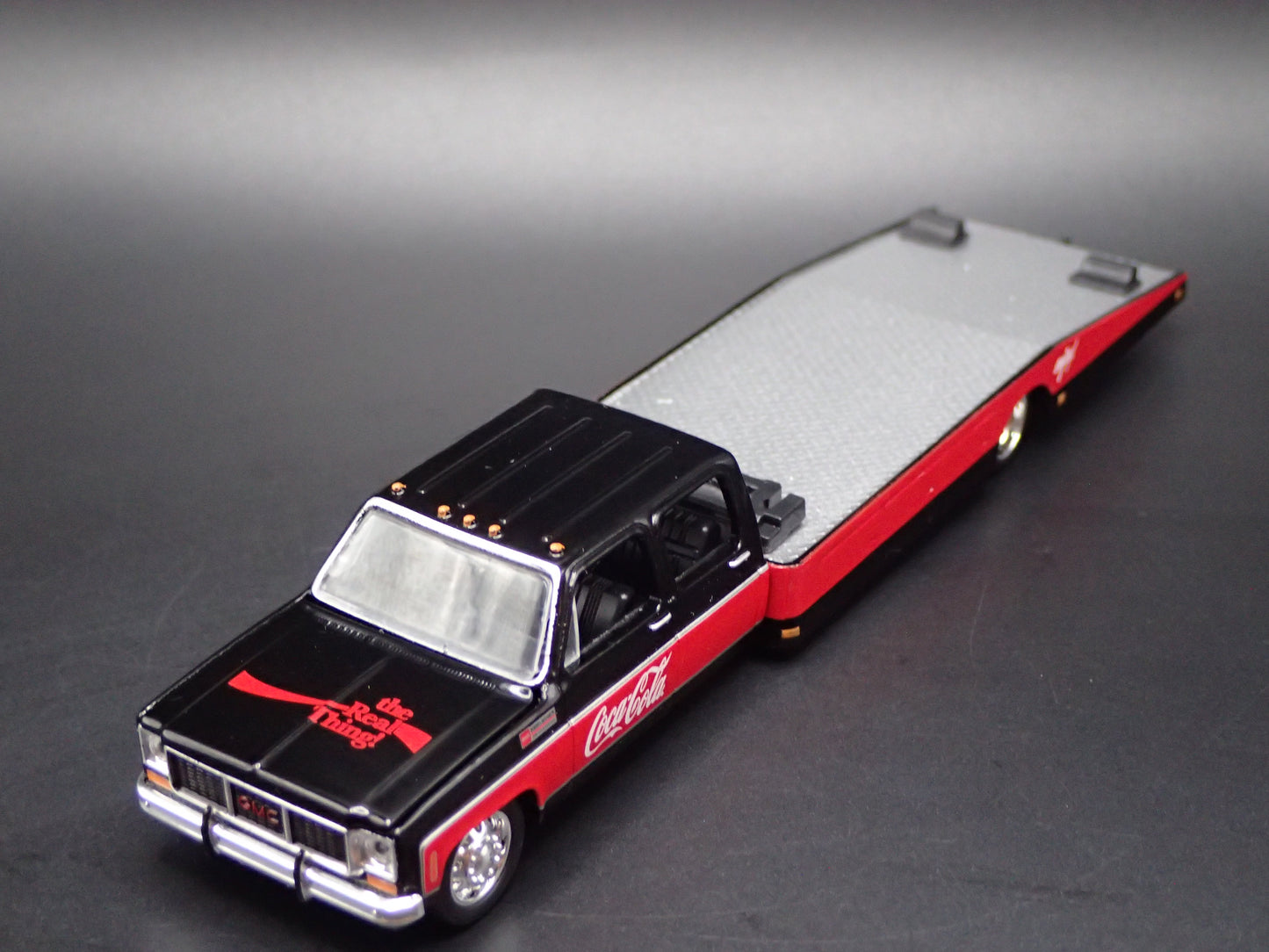 1973 GMC 3500 DUALLY SQUAREBODY RAMP TRUCK COCA COLA 1/64 SCALE DIECAST CAR