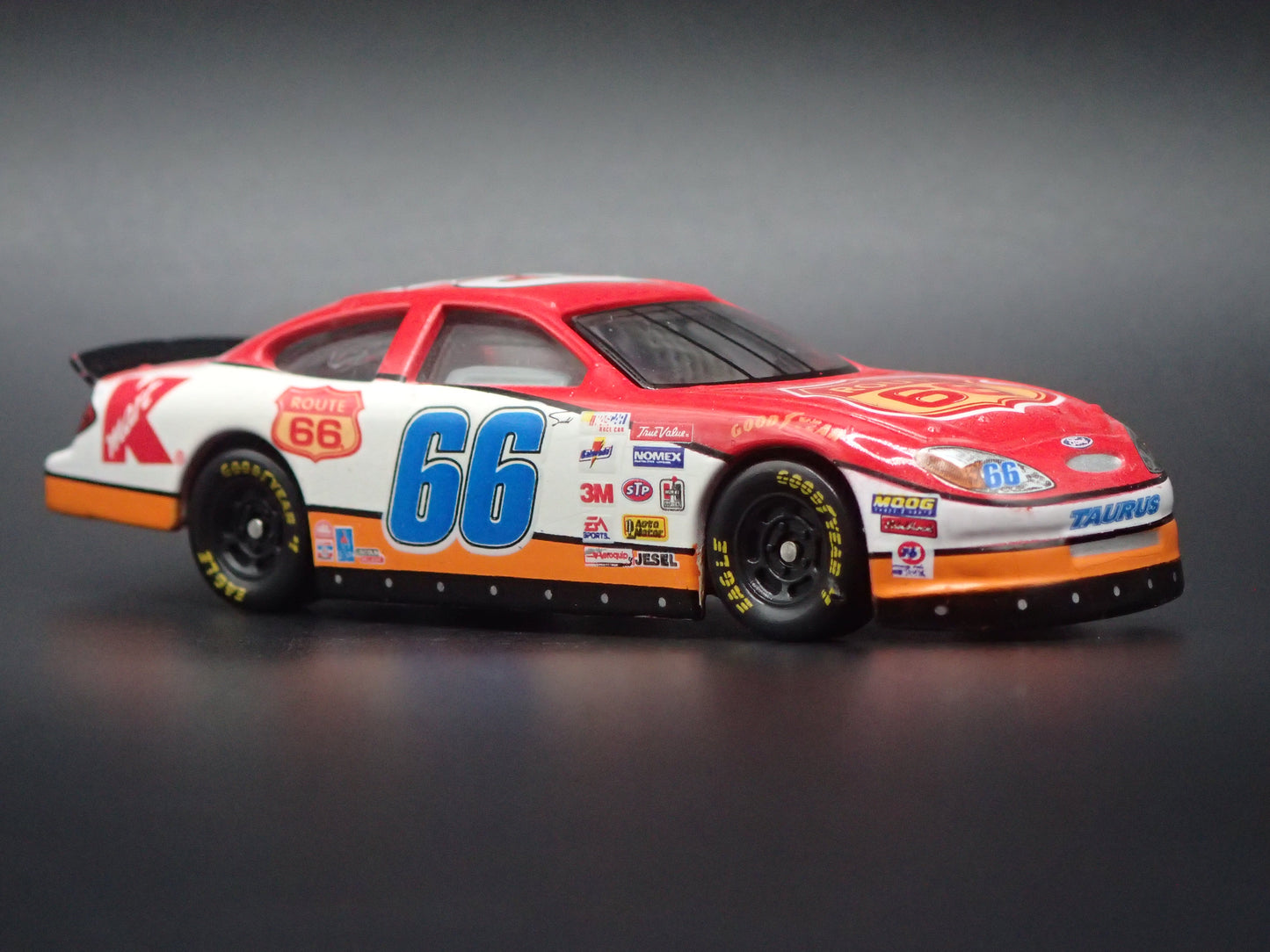 2001 01 FORD TAURUS 66 TODD BODINE NASCAR 1:64 SCALE DIECAST MODEL CAR