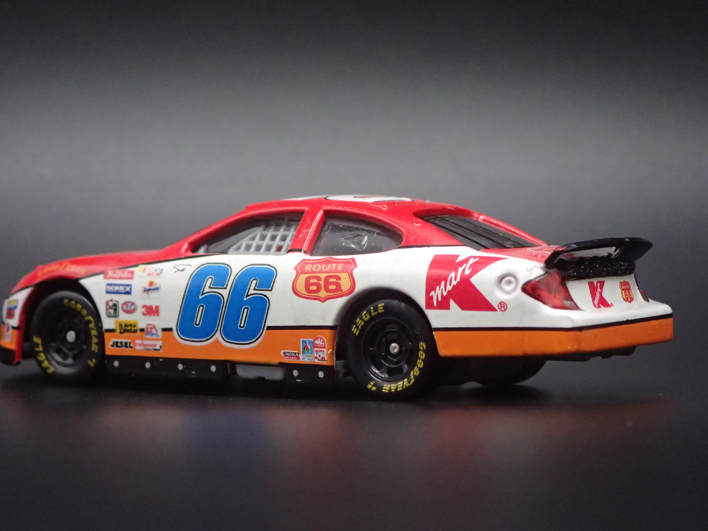 2001 01 FORD TAURUS 66 TODD BODINE NASCAR 1:64 SCALE DIECAST MODEL CAR