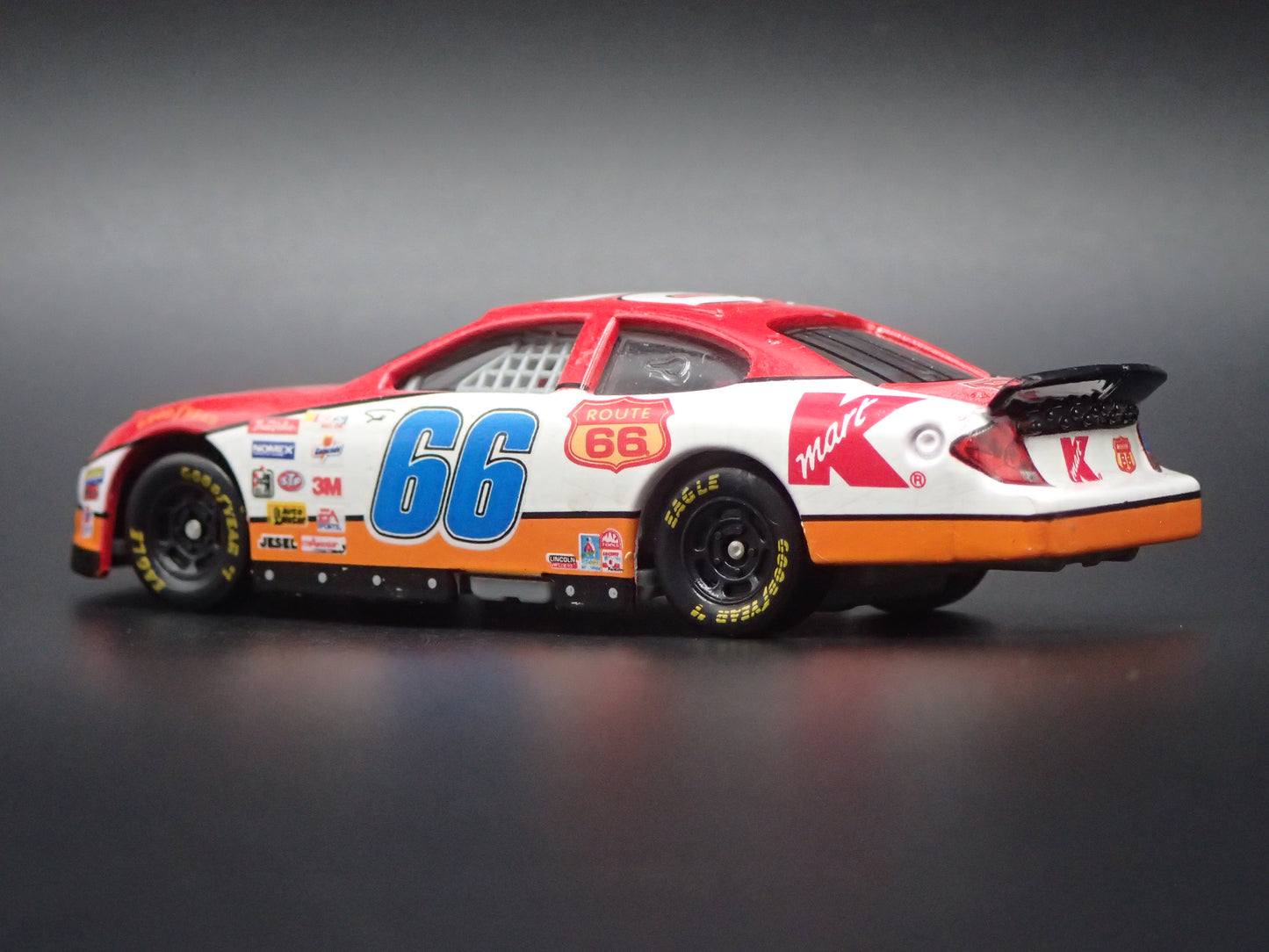2001 01 FORD TAURUS 66 TODD BODINE NASCAR 1:64 SCALE DIECAST MODEL CAR