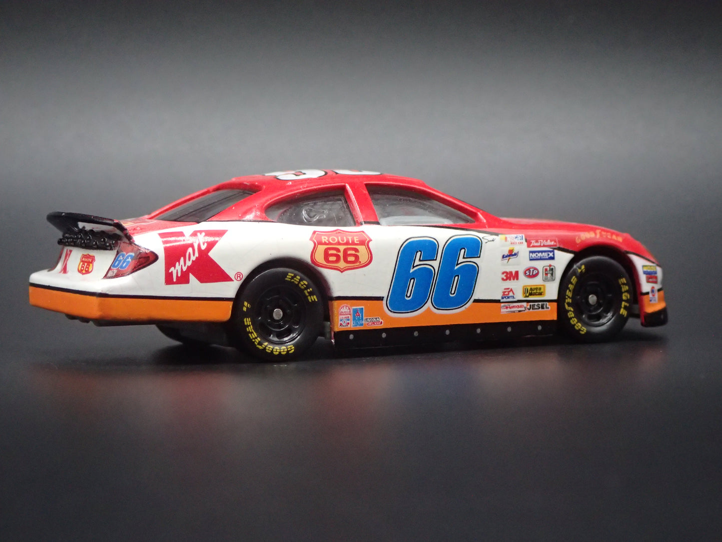 2001 01 FORD TAURUS 66 TODD BODINE NASCAR 1:64 SCALE DIECAST MODEL CAR