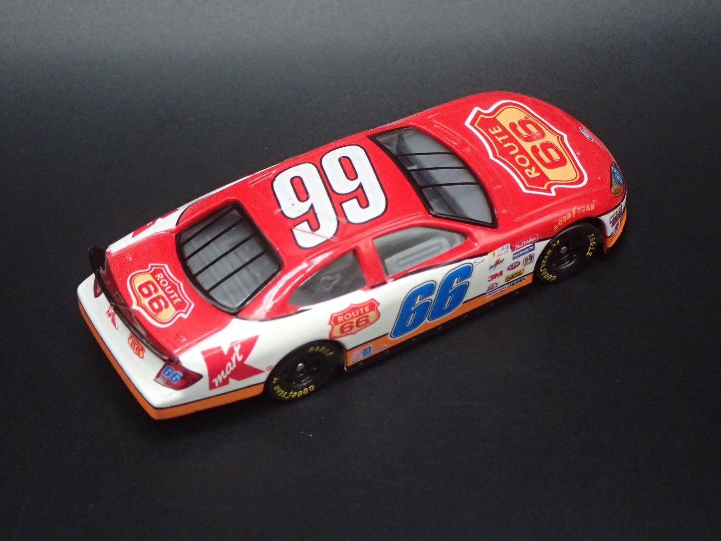 2001 01 FORD TAURUS 66 TODD BODINE NASCAR 1:64 SCALE DIECAST MODEL CAR