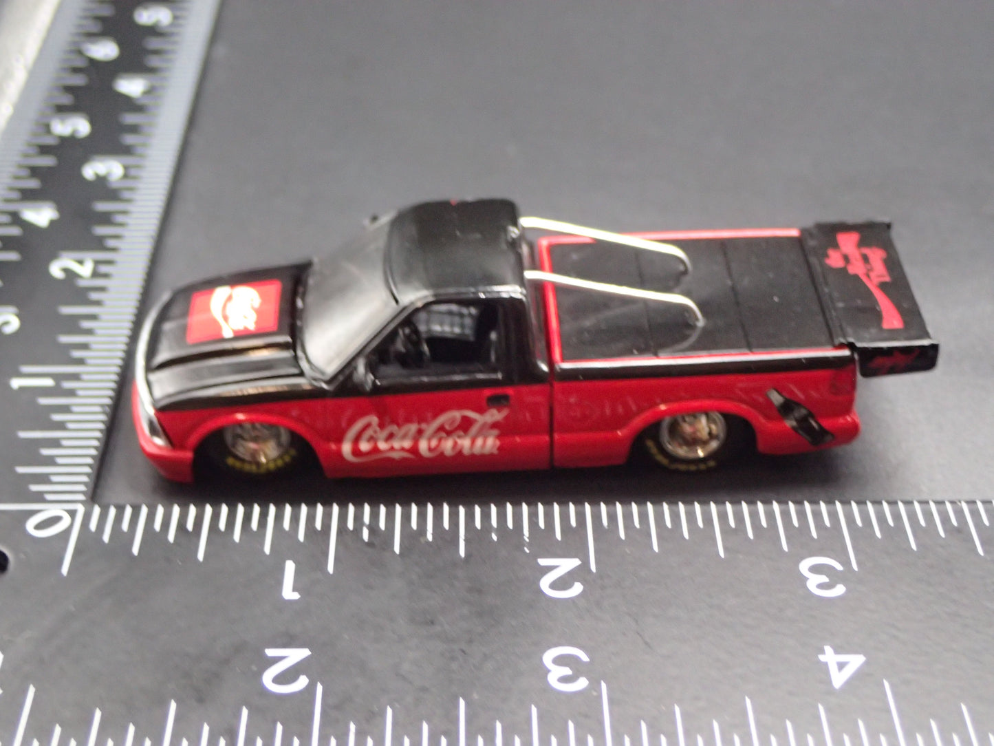1995 GMC SONOMA 15 PICKUP TRUCK NHRA DRAG COCA COLA 1:64 SCALE DIECAST MODEL CAR