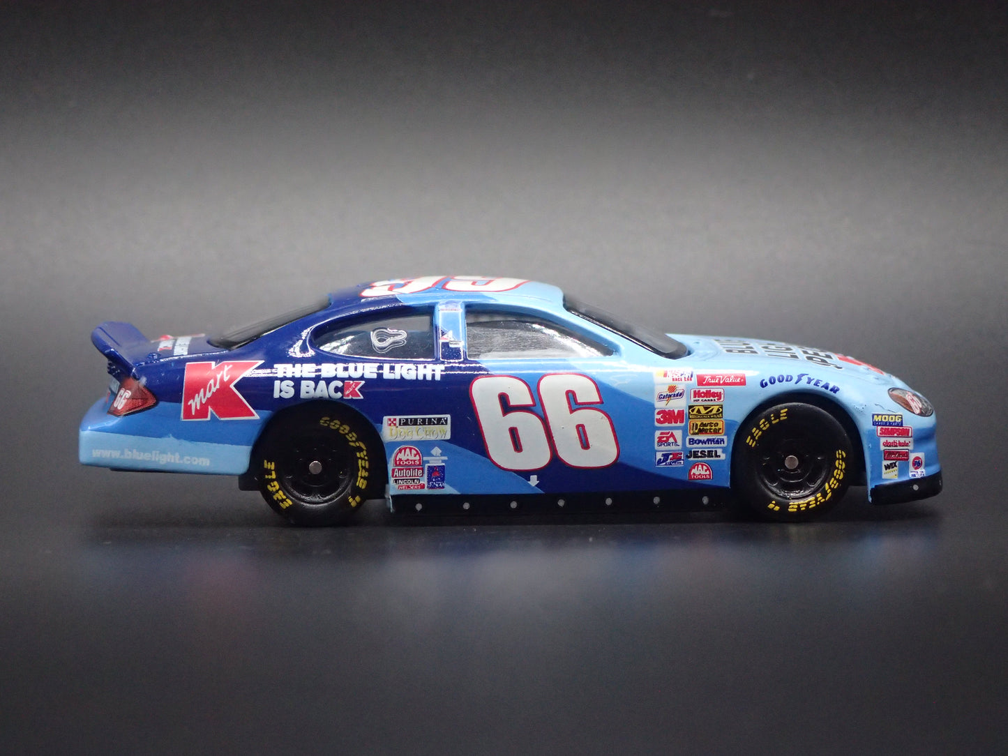 2001 01 FORD TAURUS 66 TODD BODINE NASCAR 1:64 SCALE DIECAST MODEL CAR