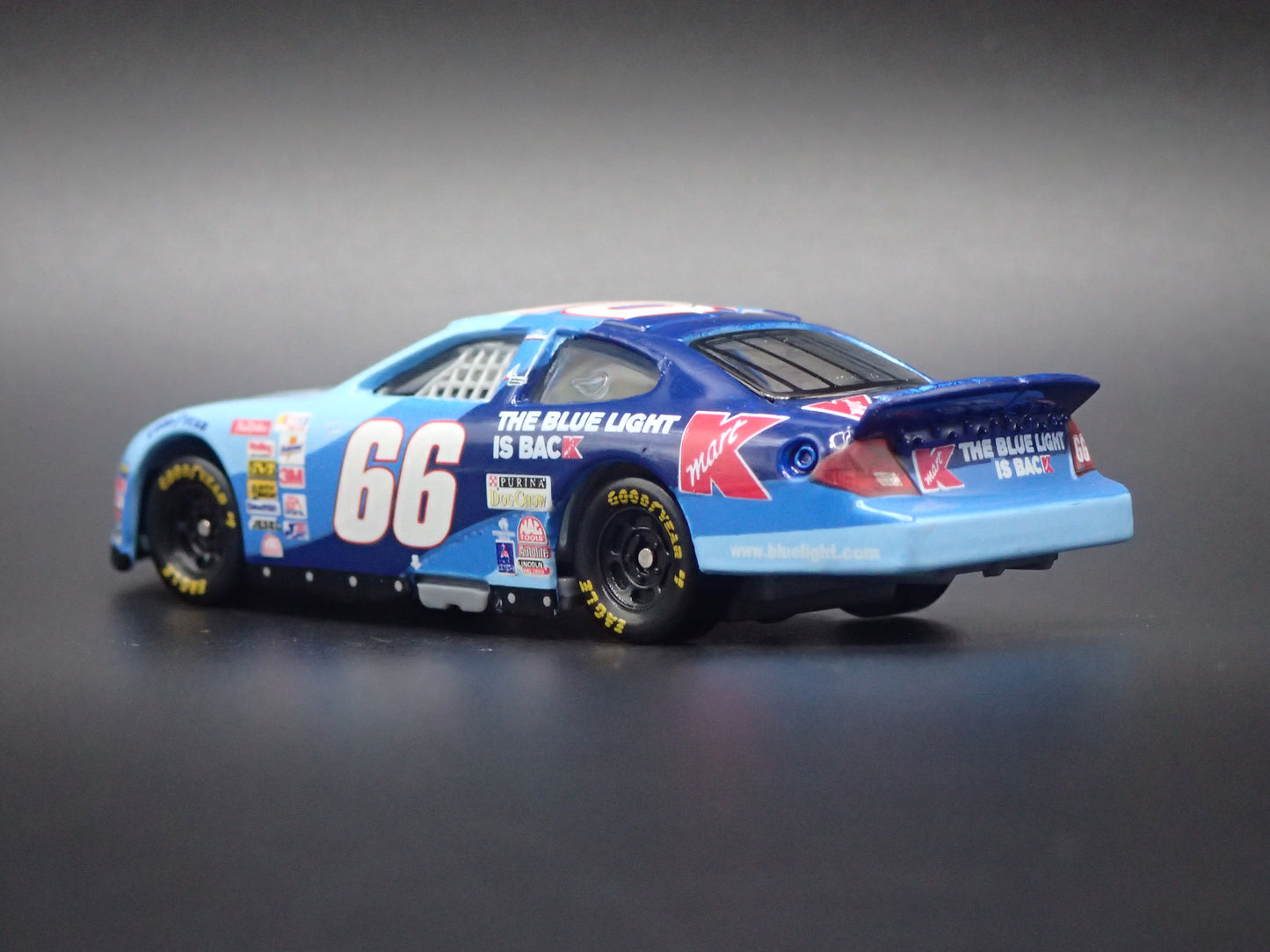 2001 01 FORD TAURUS 66 TODD BODINE NASCAR 1:64 SCALE DIECAST MODEL CAR