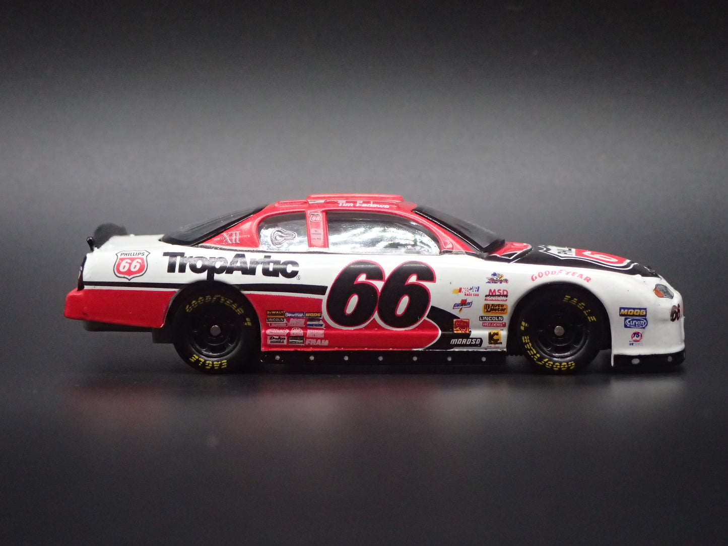 2001 01 CHEVROLET MONTE CARLO 66 PHILLIPS 66 NASCAR 1:64 SCALE DIECAST MODEL CAR