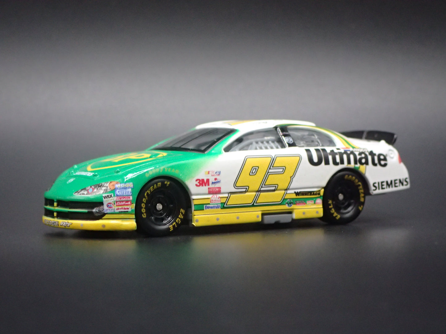 2001 01 DODGE INTREPID 93 DAVE BLANEY NASCAR 1:64 SCALE DIECAST MODEL CAR