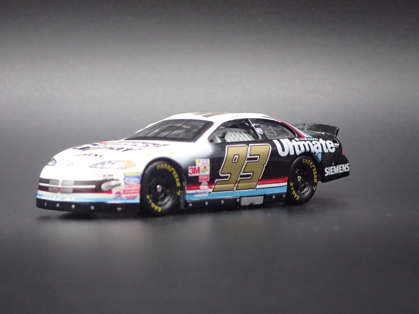 2001 01 DODGE INTREPID 93 DAVE BLANEY NASCAR 1:64 SCALE DIECAST MODEL CAR