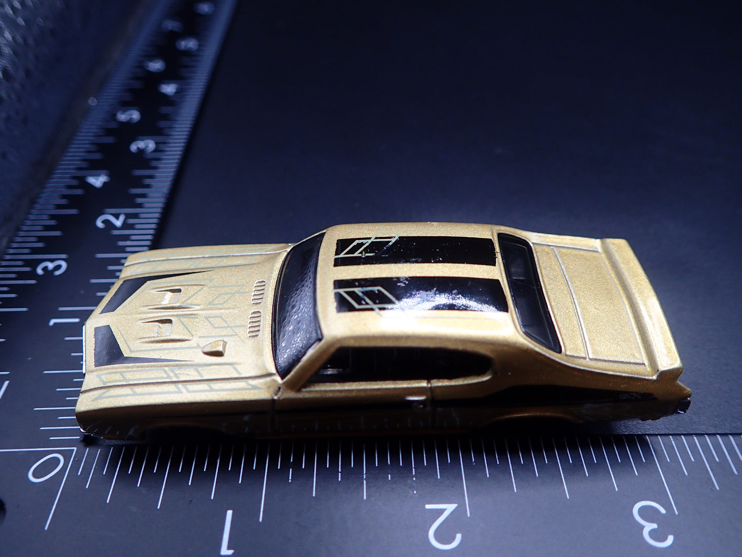1970 70 BUICK GSX MUSCLE CAR 1:64 SCALE COLLECTIBLE DIORAMA DIECAST MODEL CAR