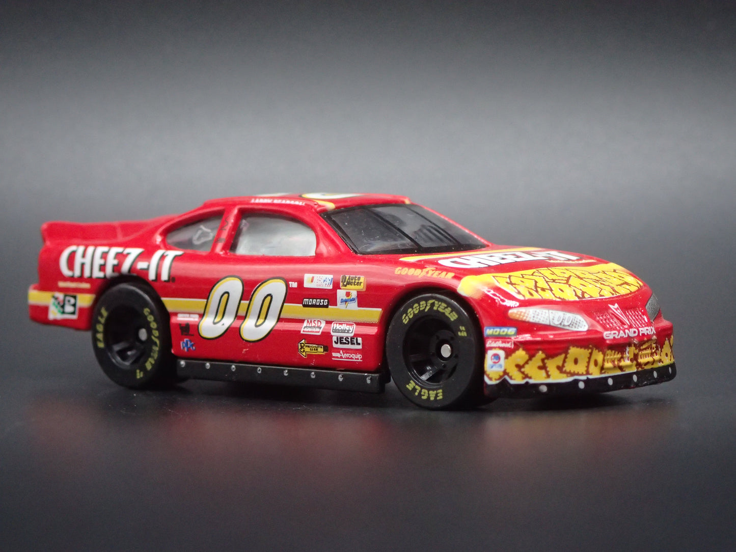 1999 99 PONTIAC GRAND PRIX 00 LARRY PEARSON NASCAR 1:64 DIECAST MODEL CAR