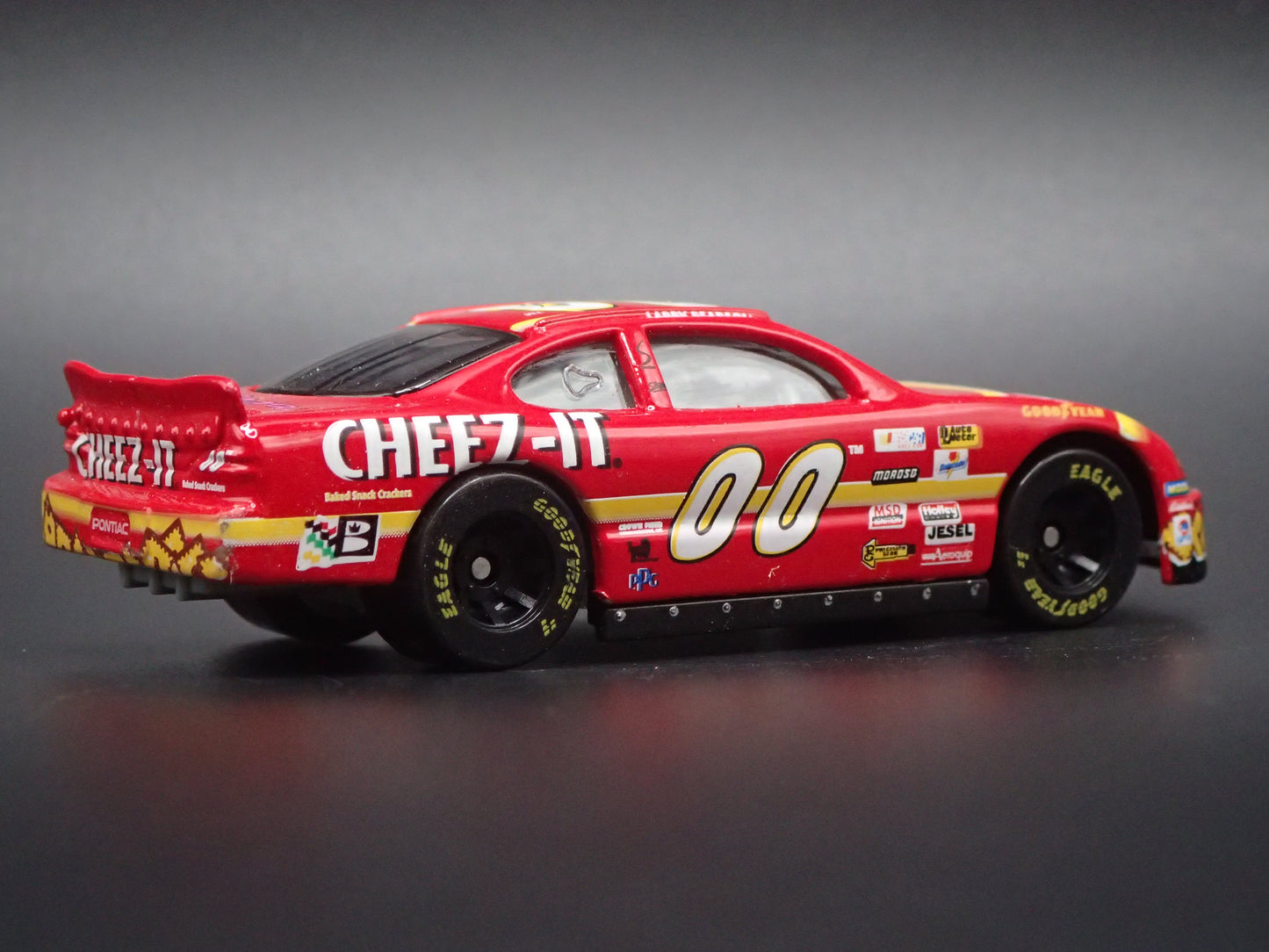 1999 99 PONTIAC GRAND PRIX 00 LARRY PEARSON NASCAR 1:64 DIECAST MODEL CAR