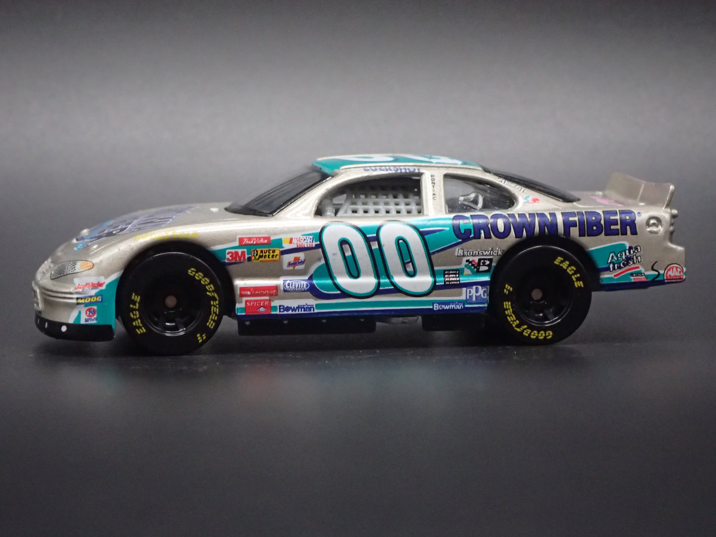 1999 99 PONTIAC GRAND PRIX 00 BUCKSHOT JONES NASCAR 1:64 DIECAST MODEL CAR