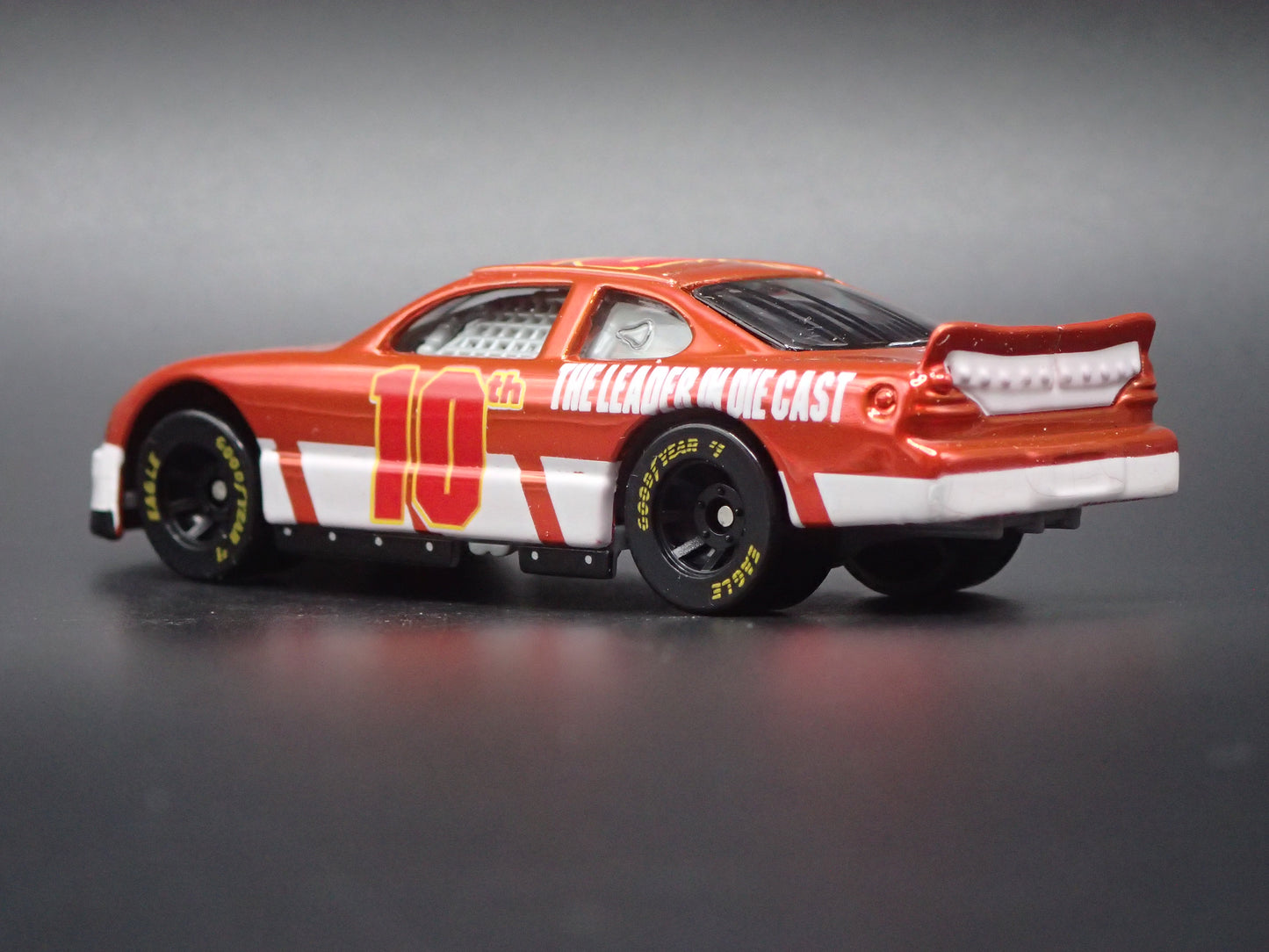 1999 99 PONTIAC GRAND PRIX 10 YR RC CHROME NASCAR 1:64 DIECAST MODEL CAR