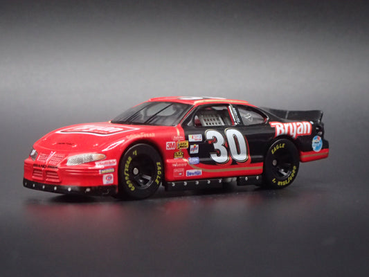 1999 99 PONTIAC GRAND PRIX 30 DERRICK COPE NASCAR 1:64 DIECAST MODEL CAR