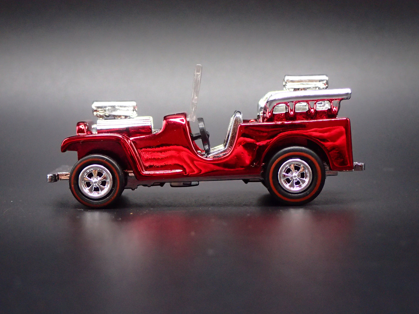 TOPPER BEEP HEAP CUSTOMS 1:64 SCALE COLLECTIBLE DIORAMA DIECAST MODEL CAR