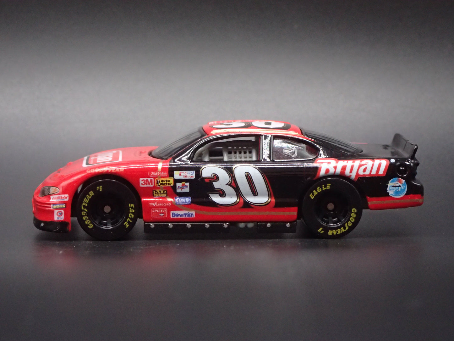 1999 99 PONTIAC GRAND PRIX 30 DERRICK COPE NASCAR 1:64 DIECAST MODEL CAR