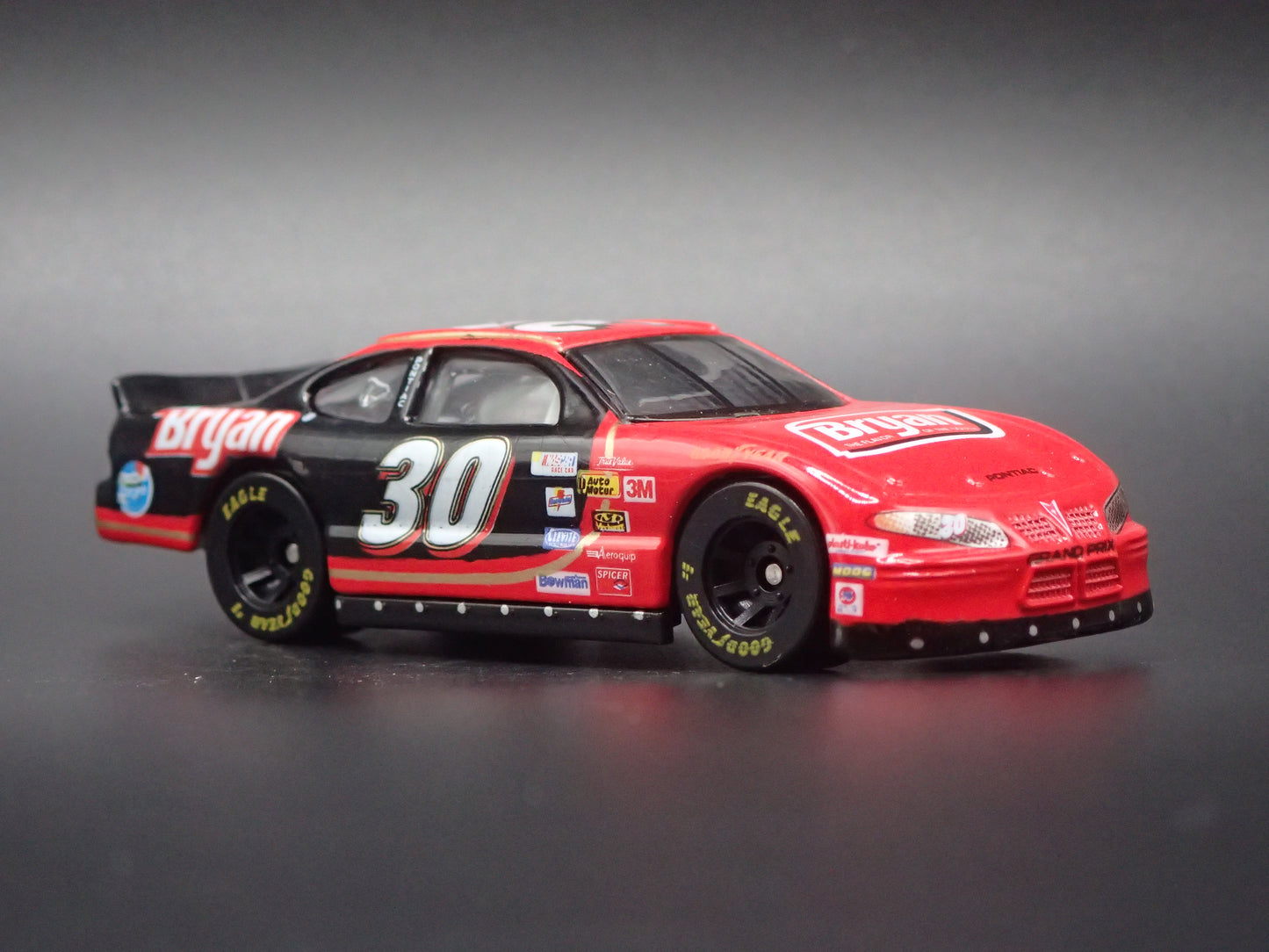 1999 99 PONTIAC GRAND PRIX 30 DERRICK COPE NASCAR 1:64 DIECAST MODEL CAR