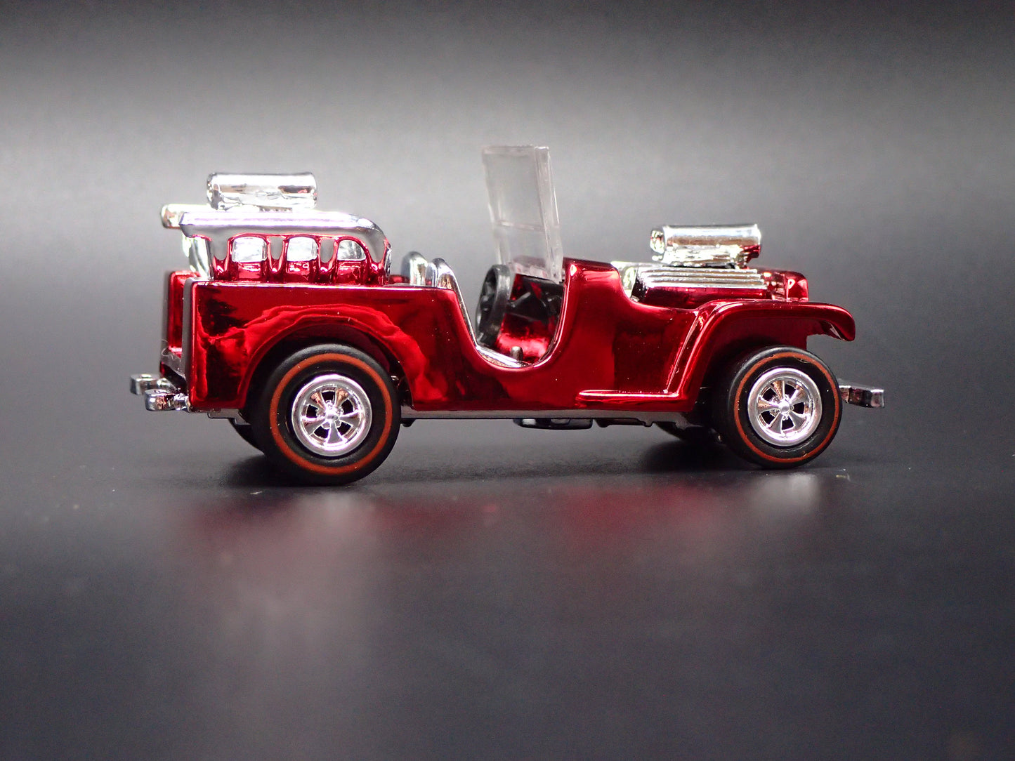 TOPPER BEEP HEAP CUSTOMS 1:64 SCALE COLLECTIBLE DIORAMA DIECAST MODEL CAR