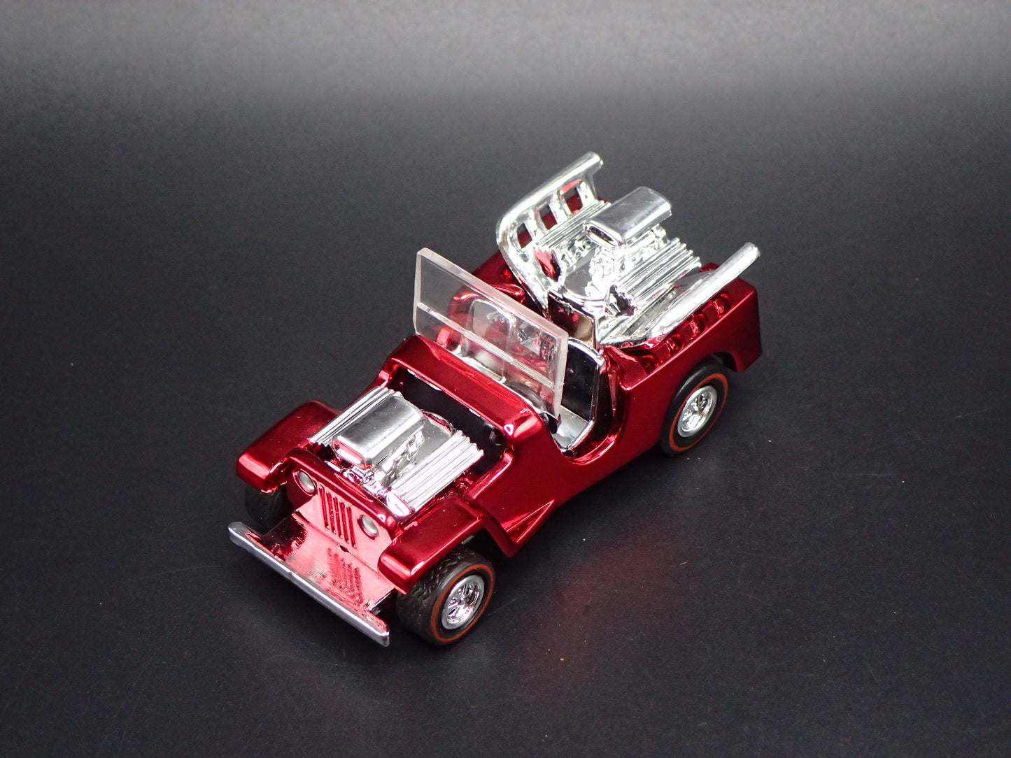 TOPPER BEEP HEAP CUSTOMS 1:64 SCALE COLLECTIBLE DIORAMA DIECAST MODEL CAR