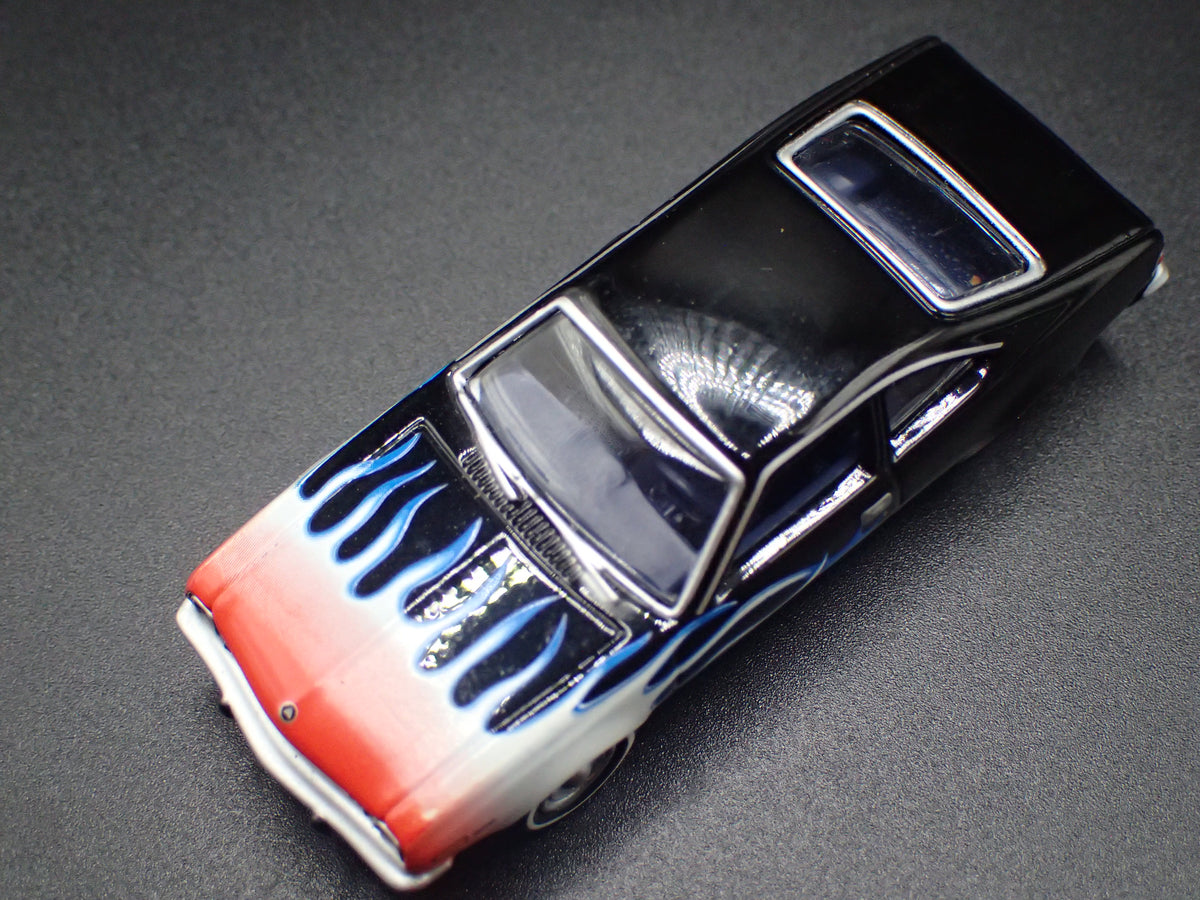 1974 74 AMC HORNET BLACK 1:64 SCALE COLLECTIBLE DIORAMA DIECAST MODEL CAR