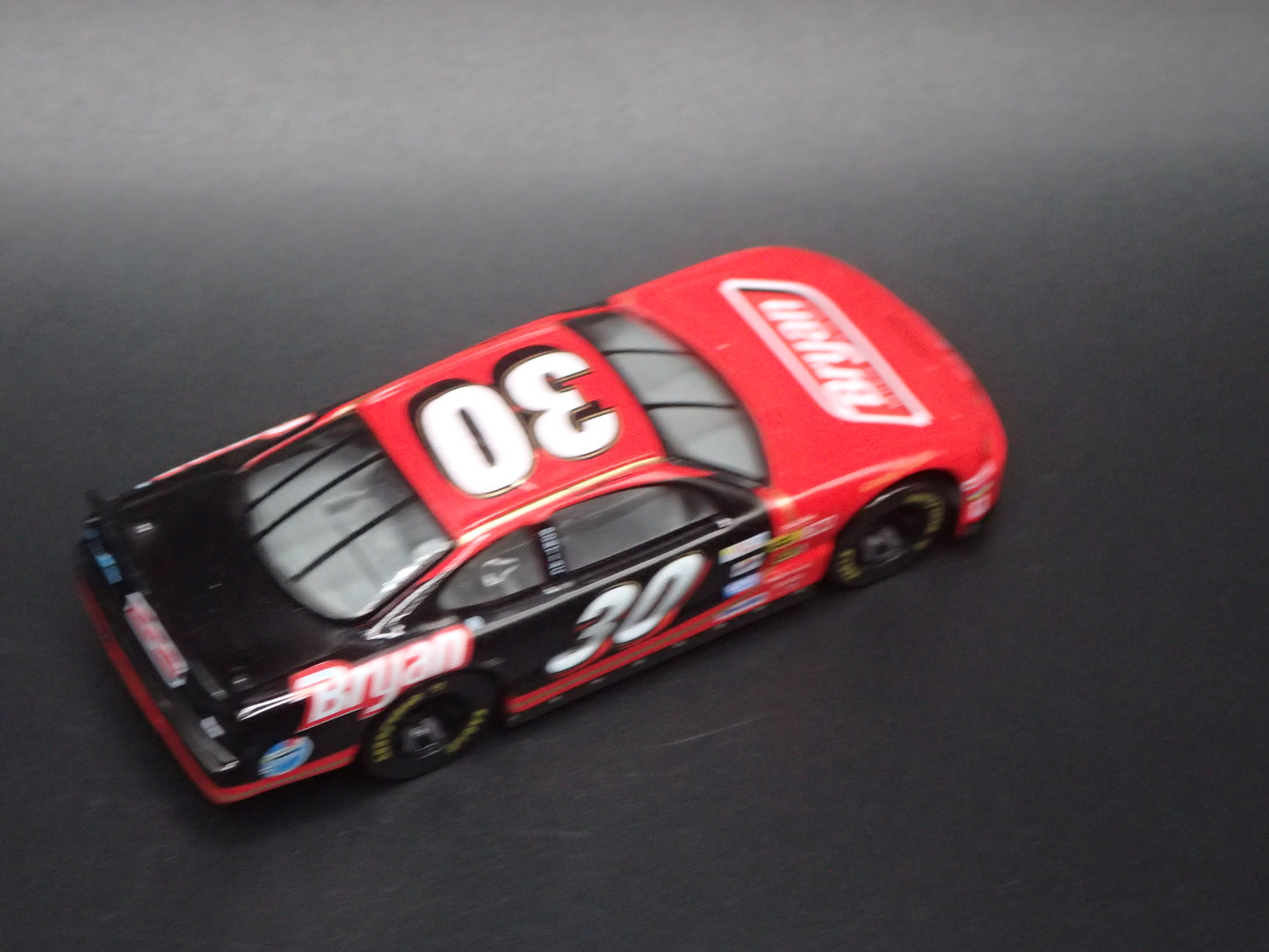 1999 99 PONTIAC GRAND PRIX 30 DERRICK COPE NASCAR 1:64 DIECAST MODEL CAR