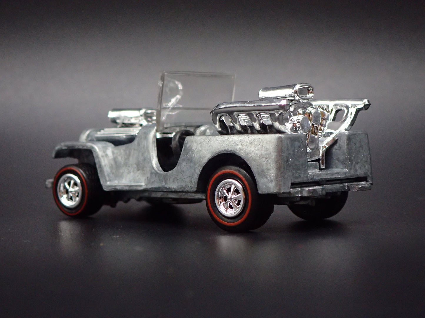 TOPPER BEEP HEAP CUSTOMS 1:64 SCALE COLLECTIBLE DIORAMA DIECAST MODEL CAR