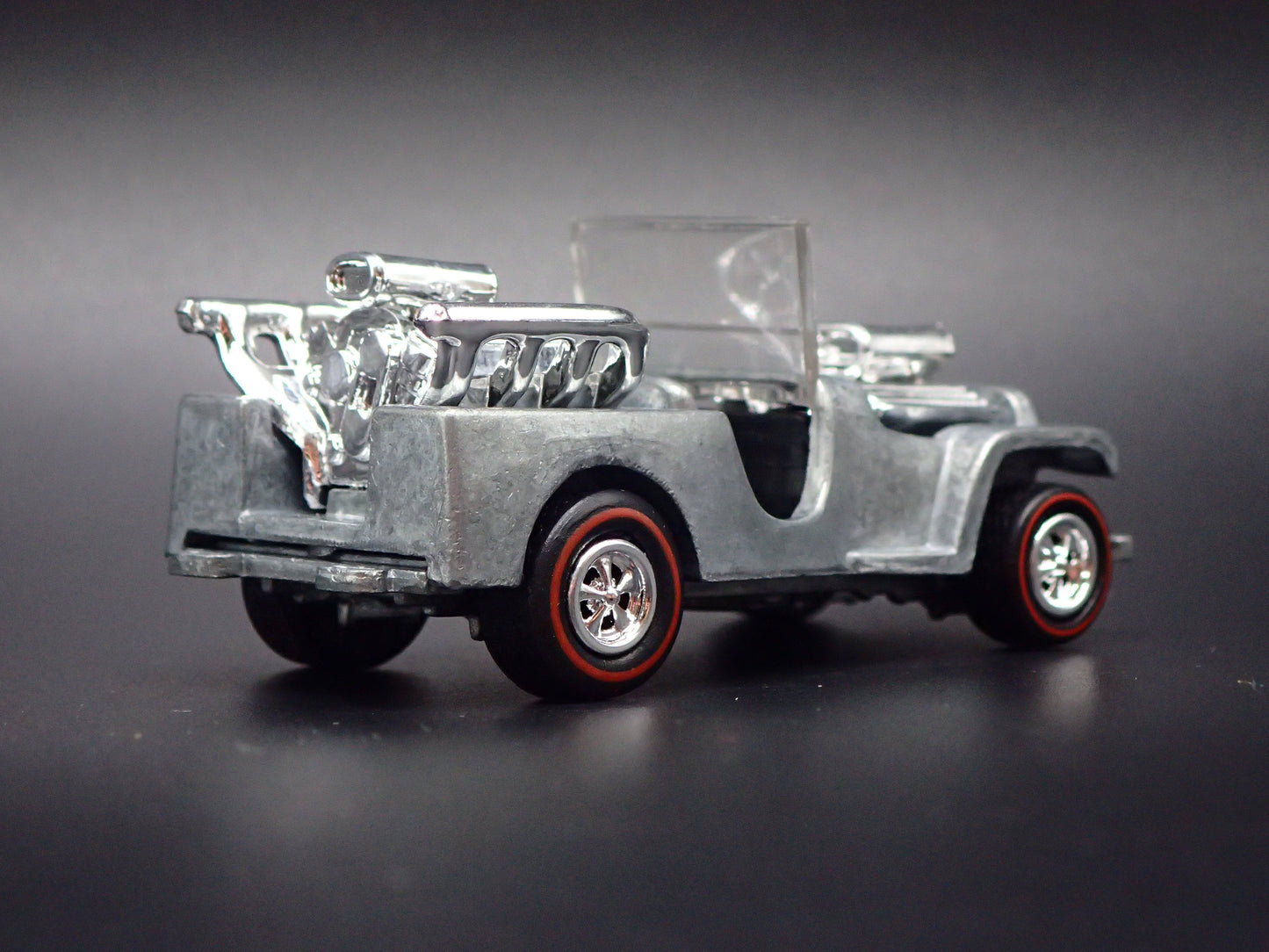 TOPPER BEEP HEAP CUSTOMS 1:64 SCALE COLLECTIBLE DIORAMA DIECAST MODEL CAR