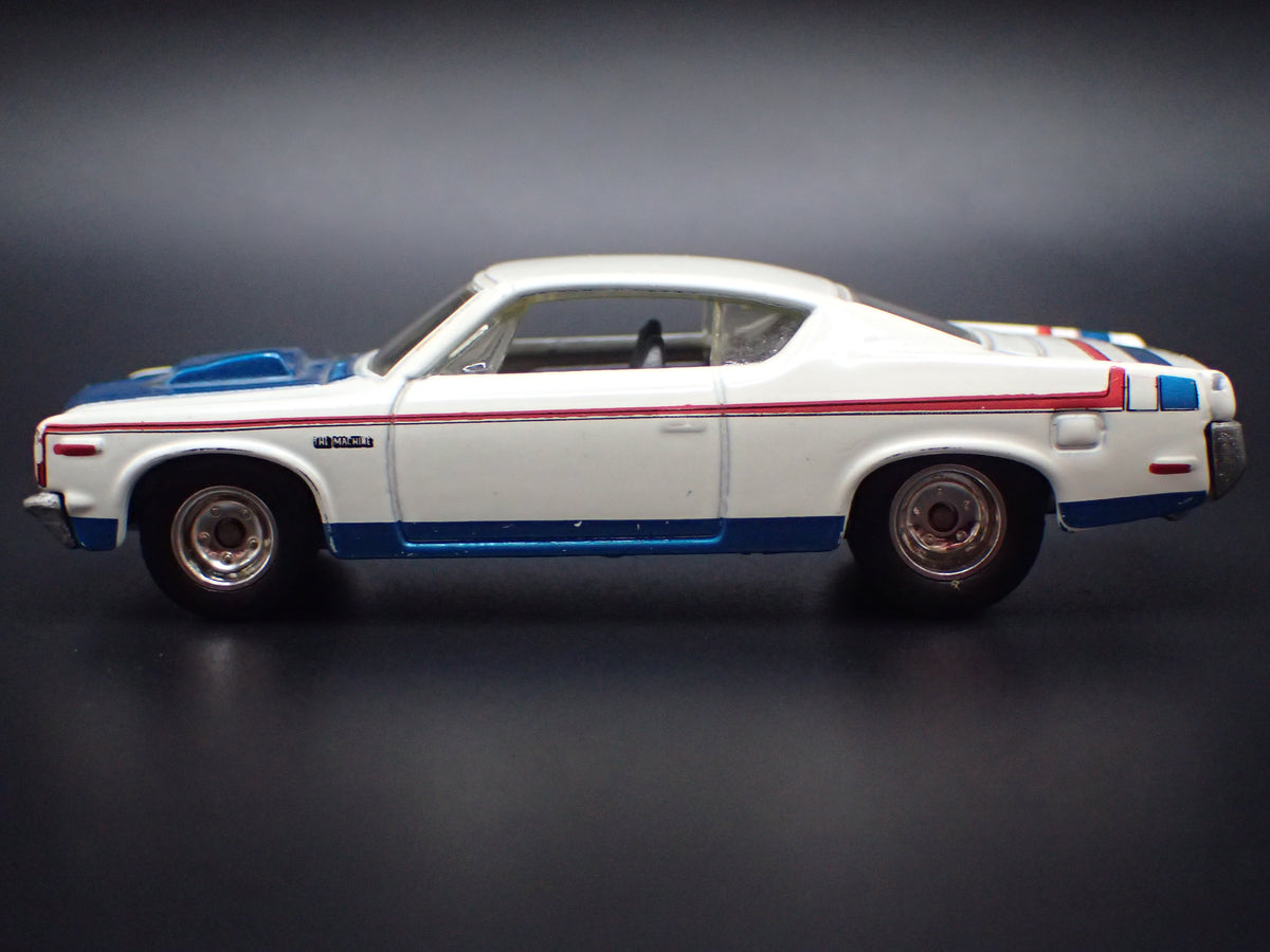1970 70 AMC REBEL MACHINE WHITE 1:64 SCALE COLLECTIBLE DIECAST MODEL CAR