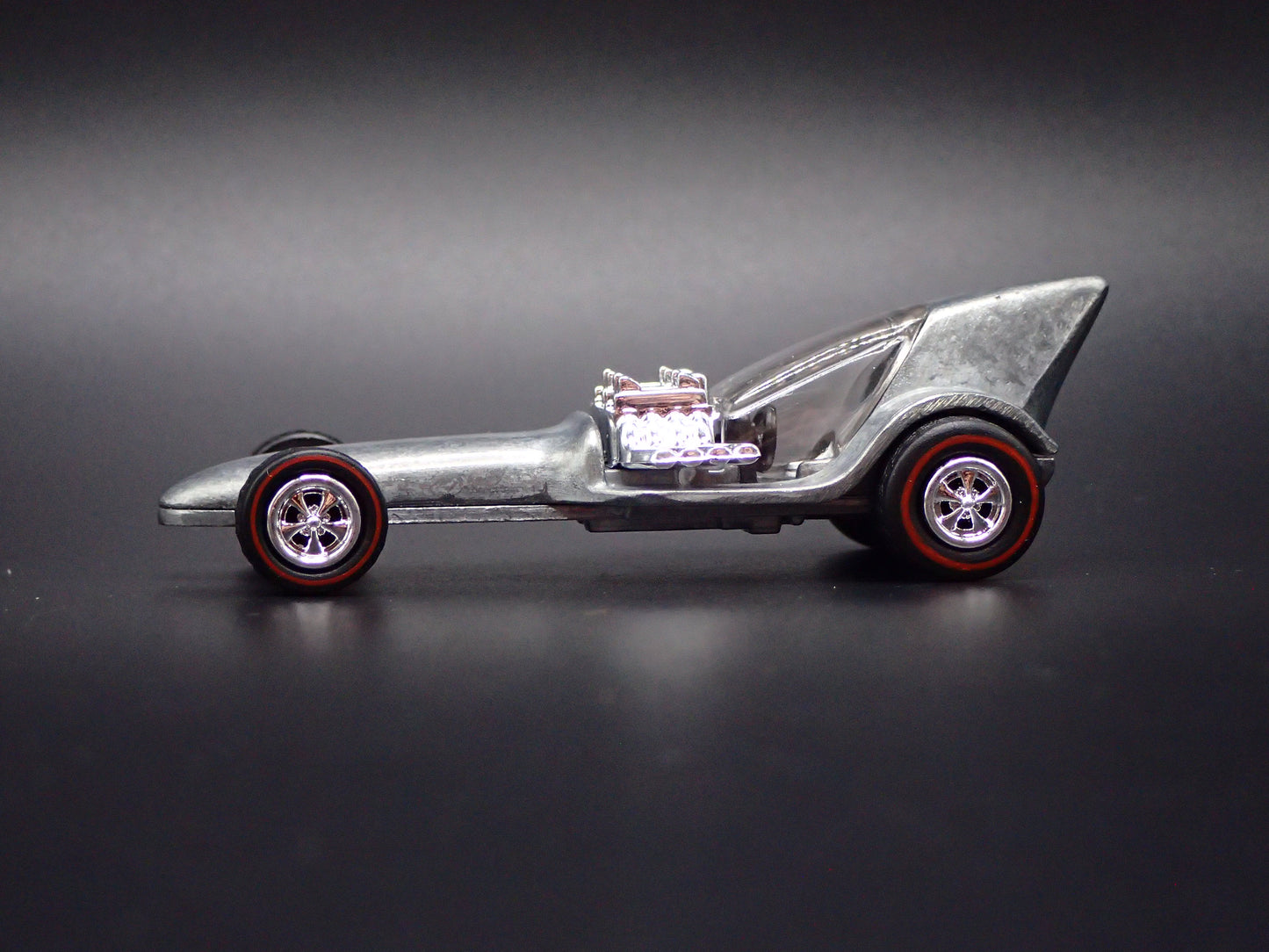 TOPPER SKINNI MINI CUSTOMS 1:64 SCALE COLLECTIBLE DIORAMA DIECAST MODEL CAR
