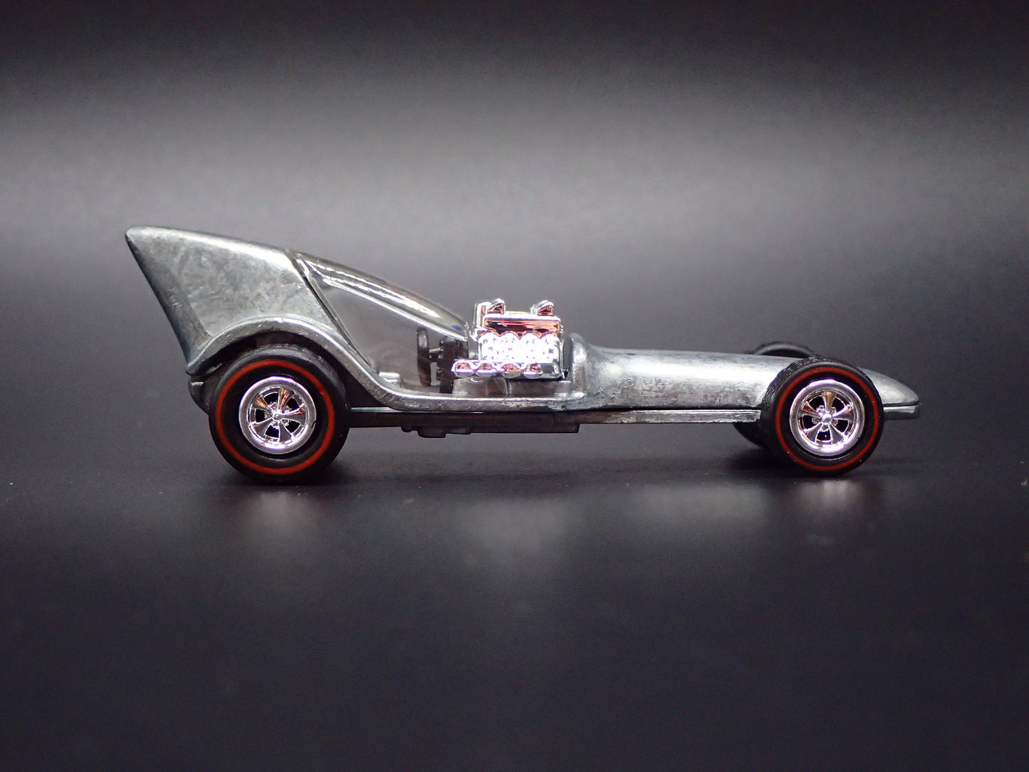 TOPPER SKINNI MINI CUSTOMS 1:64 SCALE COLLECTIBLE DIORAMA DIECAST MODEL CAR