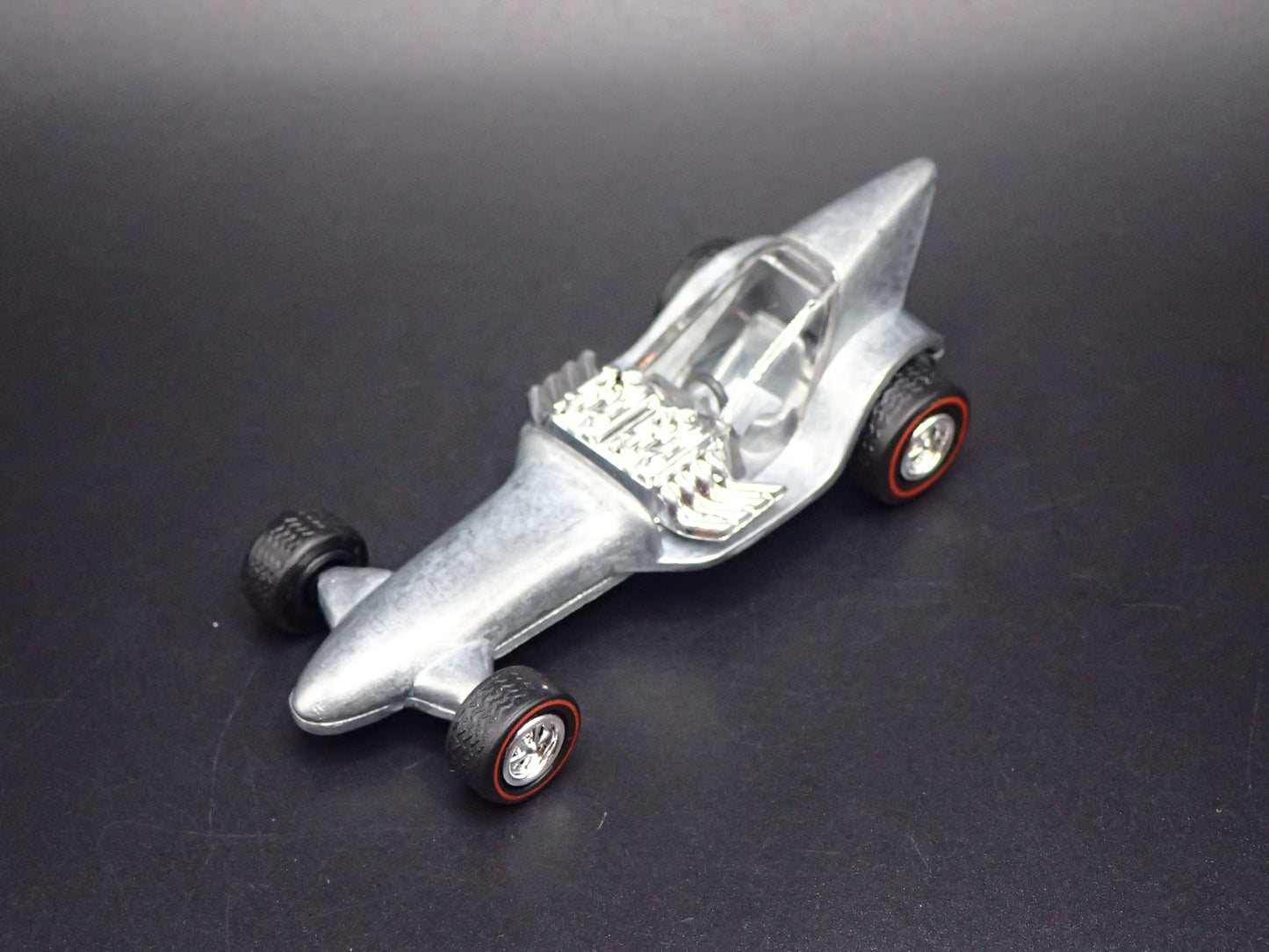TOPPER SKINNI MINI CUSTOMS 1:64 SCALE COLLECTIBLE DIORAMA DIECAST MODEL CAR