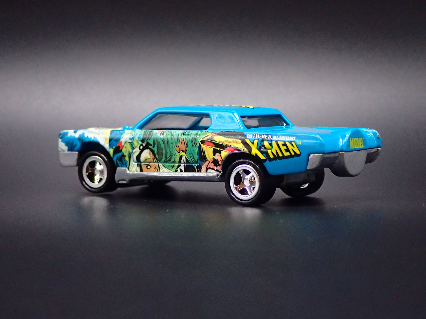 LINCOLN CONTINENTAL CUSTOM XMEN 1:64 SCALE DIORAMA DIECAST MODEL CAR