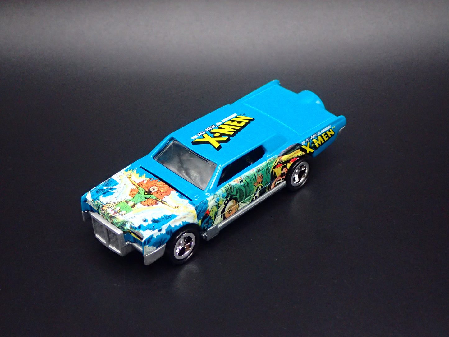 LINCOLN CONTINENTAL CUSTOM XMEN 1:64 SCALE DIORAMA DIECAST MODEL CAR