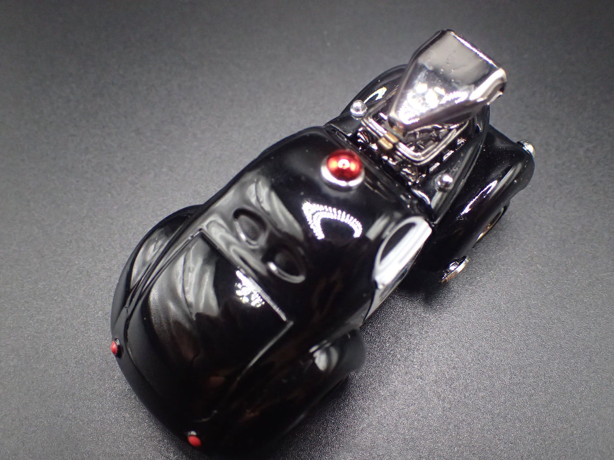 1941 41 WILLYS COUPE GASSER w/ BLOWER POLICE 1:64 SCALE DIORAMA DIECAST MODEL CAR