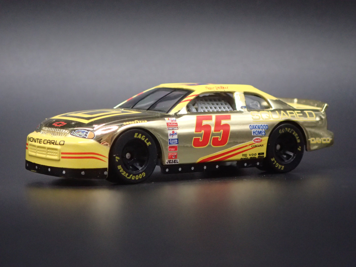 1999 CHEVY CHEVROLET MONTE CARLO 55 KENNY WALLACE NASCAR 1:64 SCALE DIECAST MODEL CAR