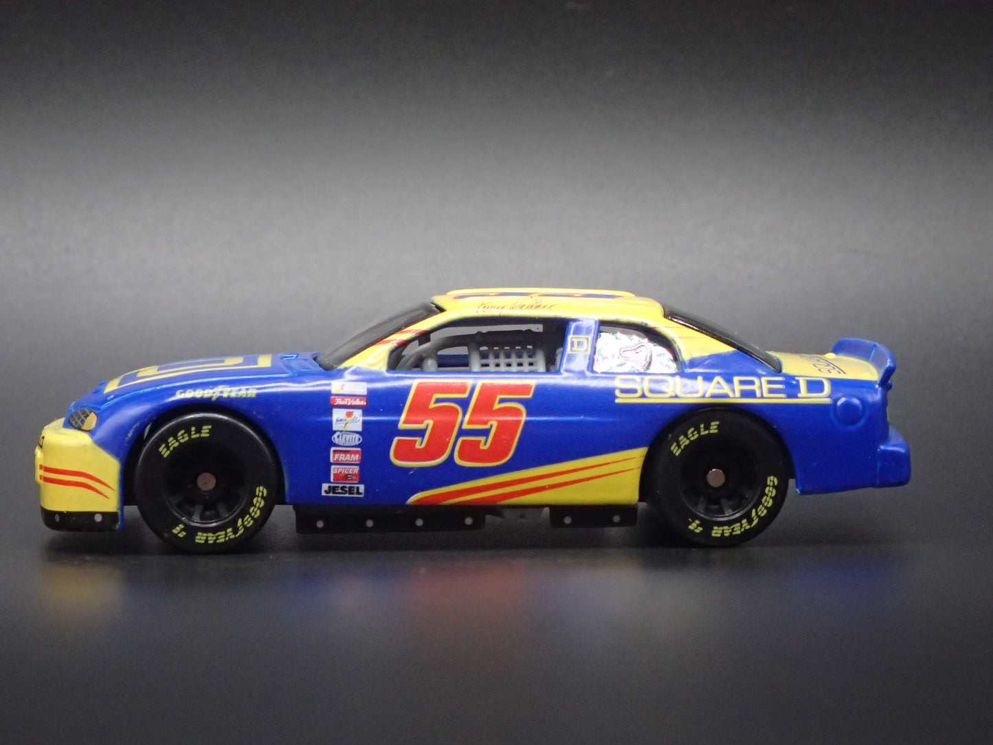 1999 CHEVY CHEVROLET MONTE CARLO 55 KENNY WALLACE NASCAR 1:64 SCALE DIECAST MODEL CAR