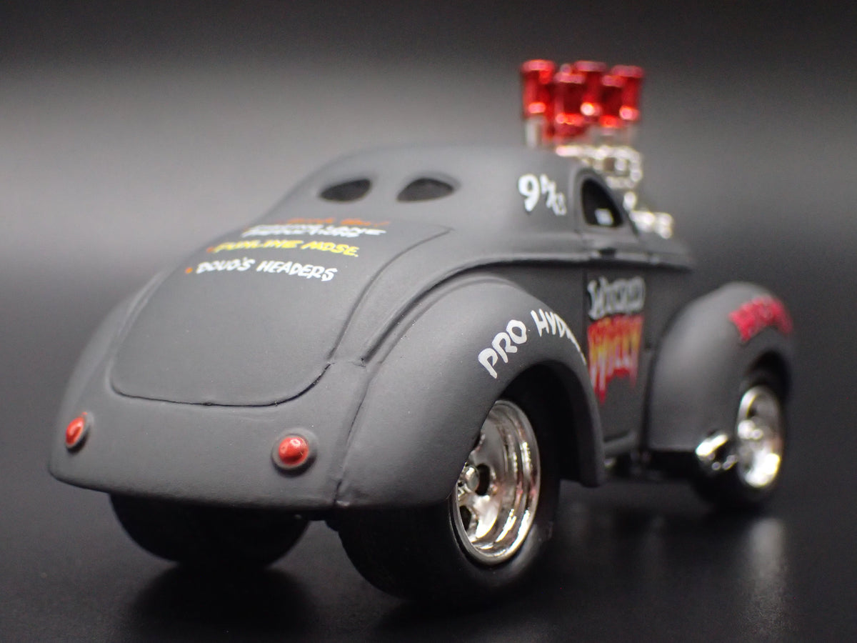 1941 41 WILLYS COUPE WICKED WILLY 1:64 SCALE DIORAMA DIECAST MODEL CAR