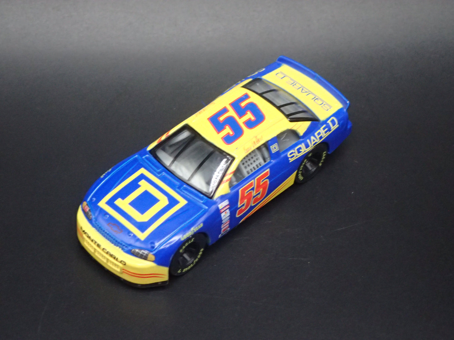 1999 CHEVY CHEVROLET MONTE CARLO 55 KENNY WALLACE NASCAR 1:64 SCALE DIECAST MODEL CAR