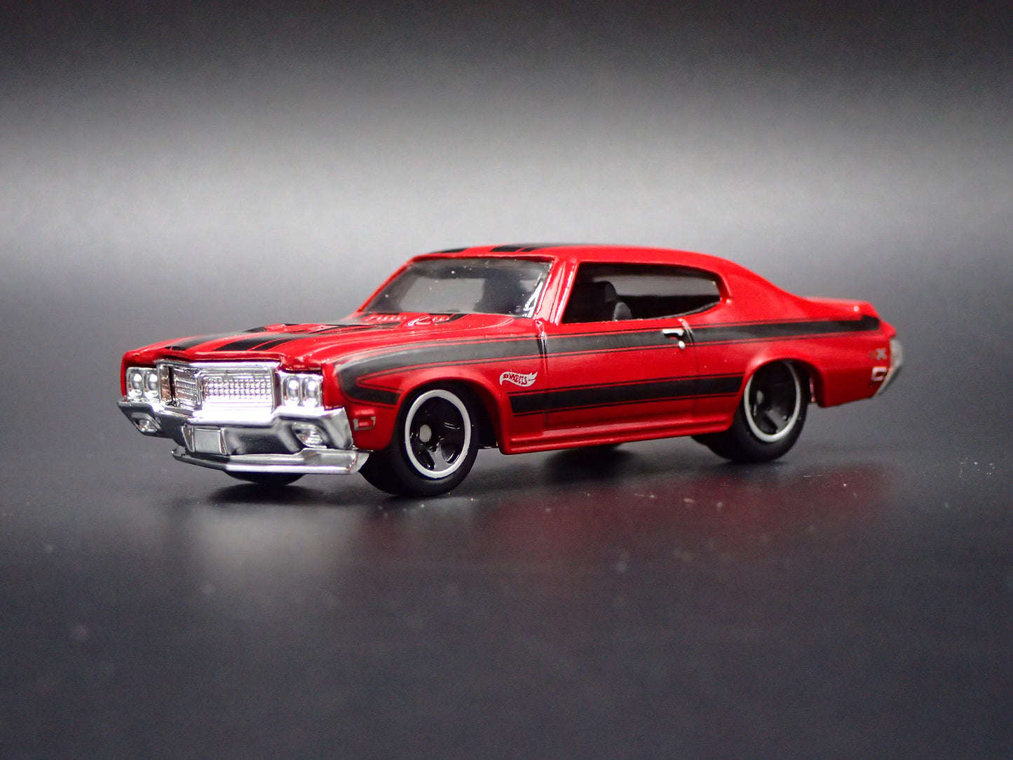 1970 70 BUICK GSX RED 1:64 SCALE COLLECTIBLE DIORAMA DIECAST MODEL CAR