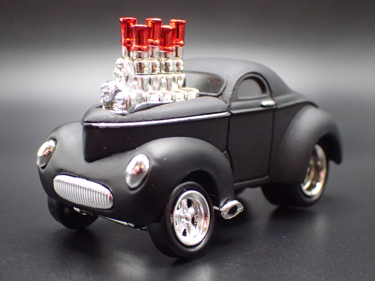 1941 41 WILLYS COUPE BLACK 1:64 SCALE DIORAMA DIECAST MODEL CAR