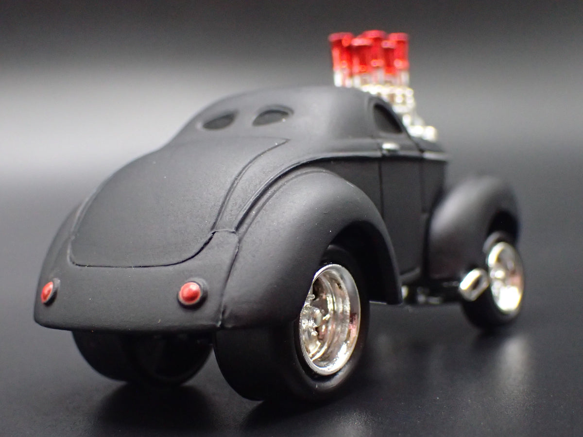 1941 41 WILLYS COUPE BLACK 1:64 SCALE DIORAMA DIECAST MODEL CAR