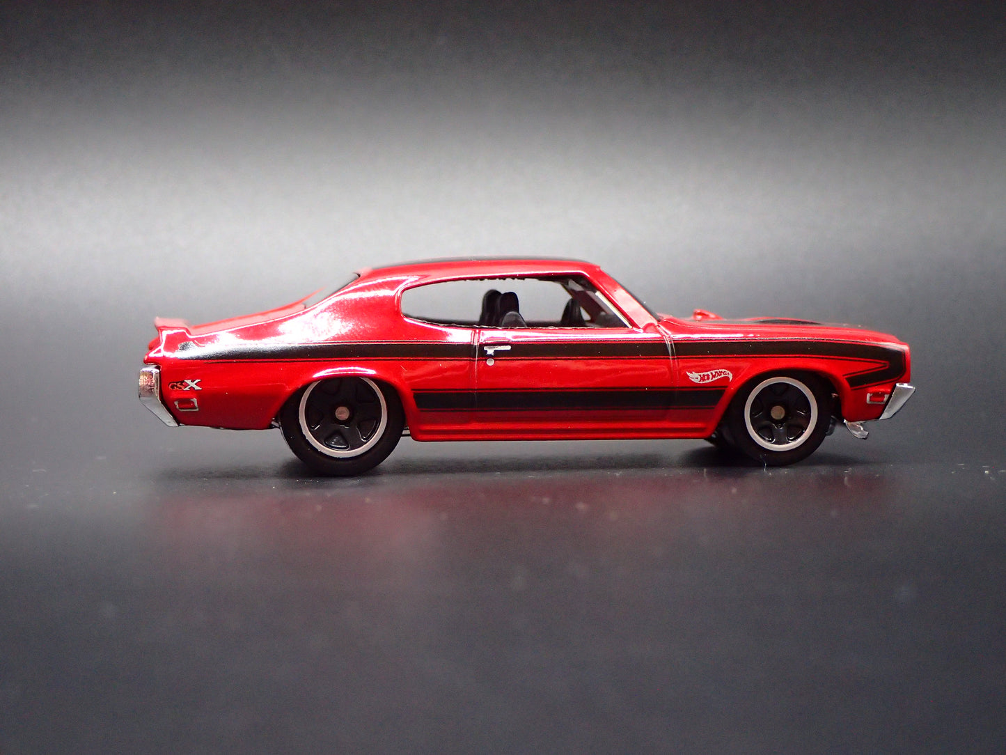 1970 70 BUICK GSX RED 1:64 SCALE COLLECTIBLE DIORAMA DIECAST MODEL CAR