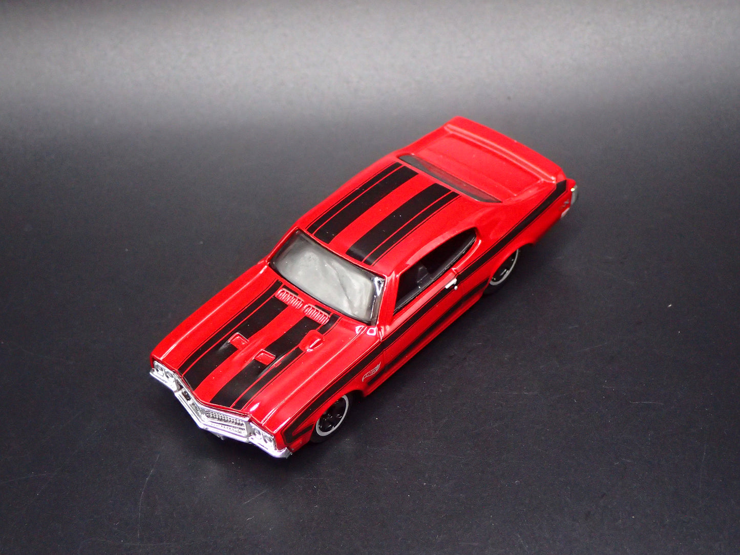 1970 70 BUICK GSX RED 1:64 SCALE COLLECTIBLE DIORAMA DIECAST MODEL CAR