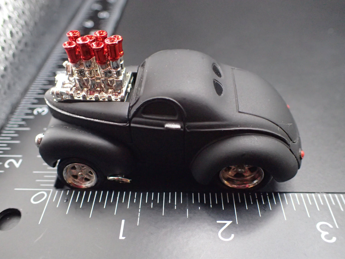 1941 41 WILLYS COUPE BLACK 1:64 SCALE DIORAMA DIECAST MODEL CAR