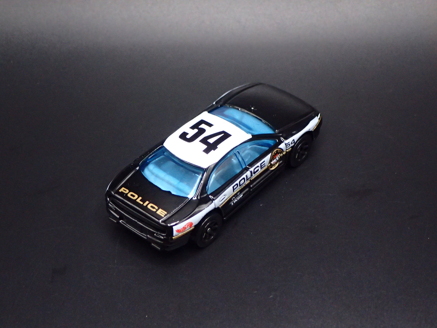 1995-1999 OLDS OLDSMOBILE AURORA POLICE 1:64 COLLECTIBLE DIORAMA DIECAST MODEL CAR