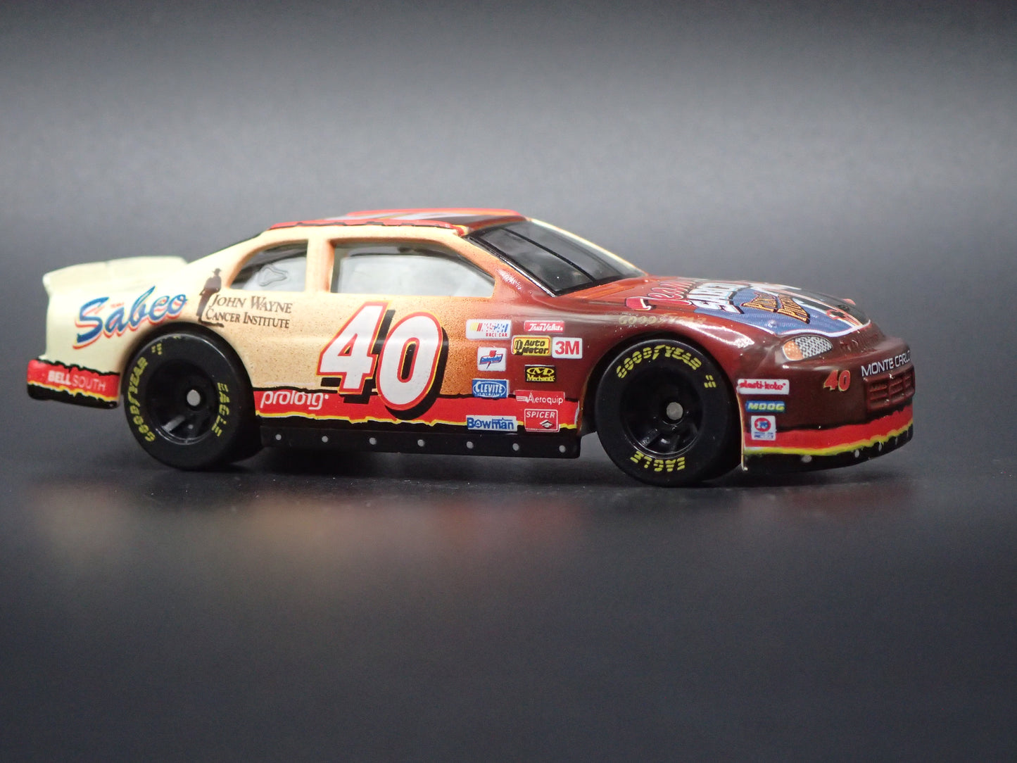 1999 CHEVY CHEVROLET MONTE CARLO 40 STERLING MARLIN NASCAR 1:64 SCALE DIECAST MODEL CAR