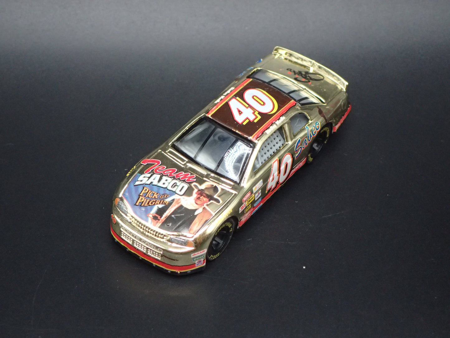 1999 CHEVY CHEVROLET MONTE CARLO 40 STERLING MARLIN NASCAR 1:64 SCALE DIECAST MODEL CAR